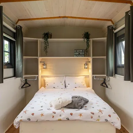 Johanneshoeve - De Mooiste Plek Op Texel 3* デン・ホールン